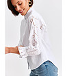 Бяла дамска риза с ръкави с английска дантела-3 снимка