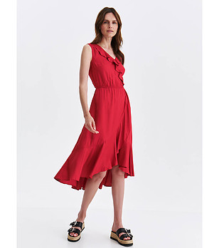 Червена асиметрична рокля  снимка