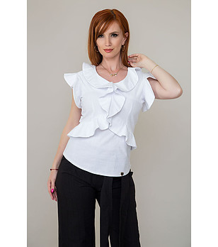 Дамска бяла блуза с къдрички снимка