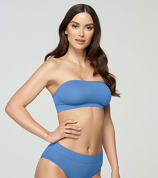 Безшевно горнище на бански в синьо снимка