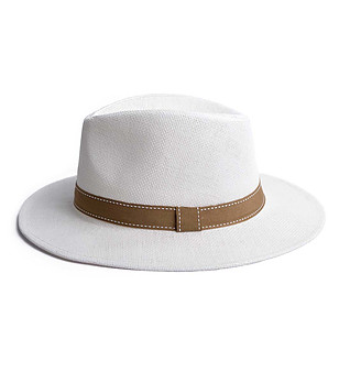 Бяла лятна дамска шапка федора с бежова лента снимка