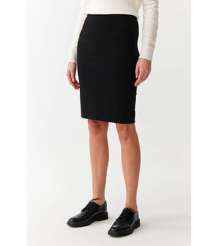 Черна пола Bonarka снимка