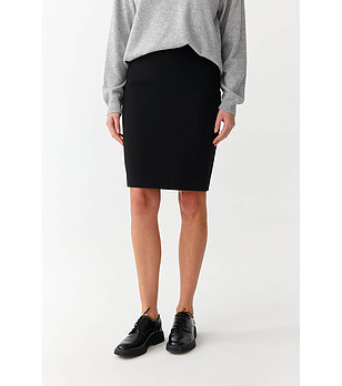 Пола в черно Mono снимка