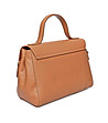 Кожена дамска чанта Loreta в цвят коняк-2 снимка