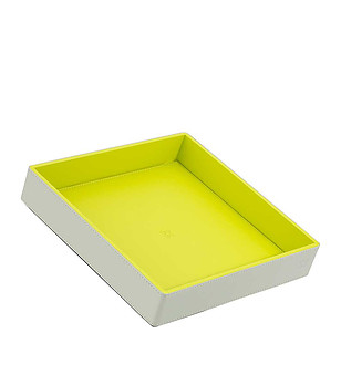 Кожена купа в бяло и цвят лайм снимка