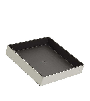 Кожена купа в бяло и антрацит снимка