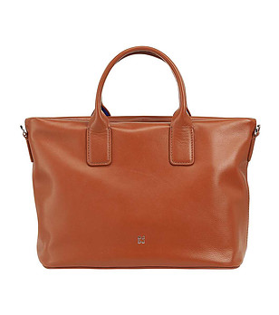 Кафява дамска кожена чанта Jaqueline снимка