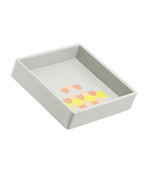 Кожена мини купа в перлен нюанс снимка