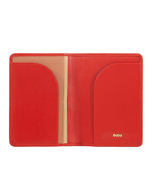 Надежден и стилен кожен аксесоар за паспорт в червено Hawaii снимка