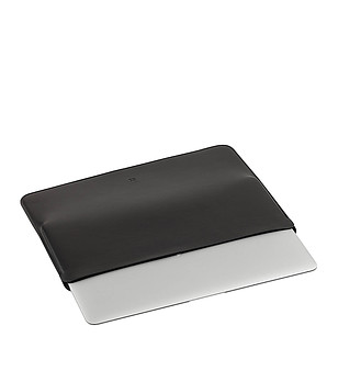 Черен калъф за лаптоп от естествена кожа снимка