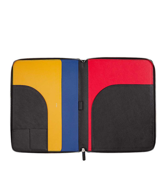 Черна папка за документи от естествена кожа снимка