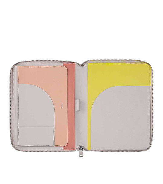 Кожена папка за документи в перлен нюанс с фигурални мотиви А5 снимка