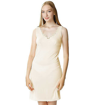 Нощница без ръкави в цвят крем Olimpia снимка