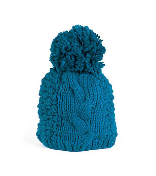 Синя зимна дамска шапка с помпон снимка