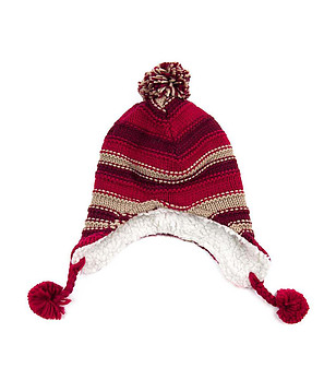 Детска зимна шапка в бежово, червено и бордо снимка