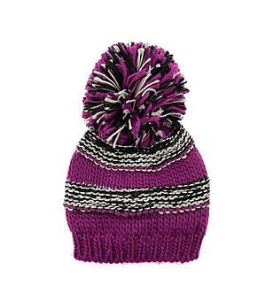 Unisex зимна шапка в преобладаващо лилаво снимка