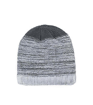 Зимна unisex шапка в сиви нюанси снимка