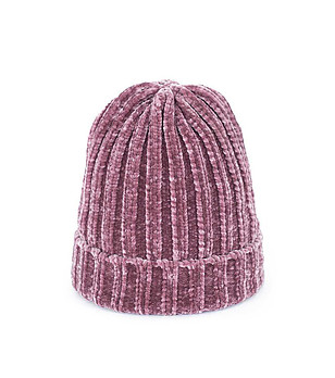 Розова детска зимна шапка снимка