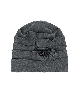 Дамска шапка в цвят графит с ефектен дизайн снимка