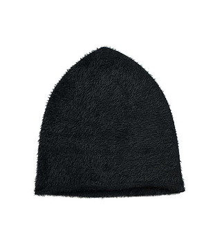 Черна дамска шапка снимка