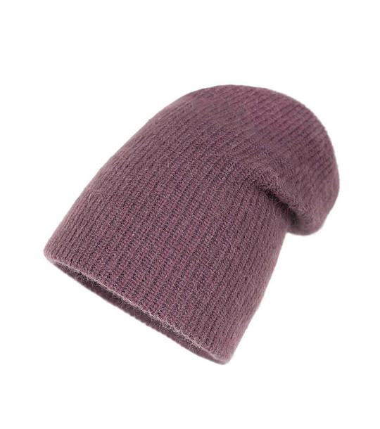 Дамска дълбока шапка от ангора в лилав нюанс снимка