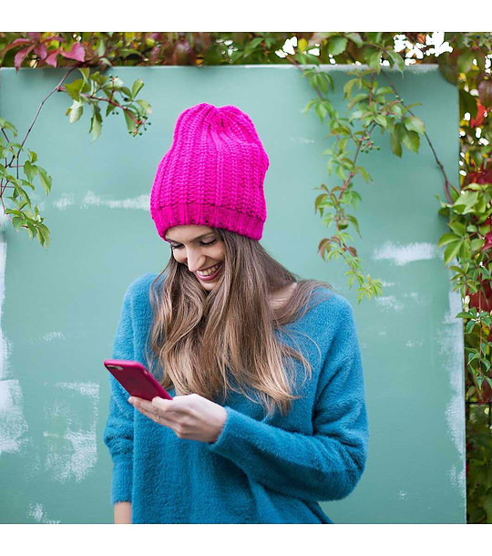 Цикламена unisex зимна шапка снимка