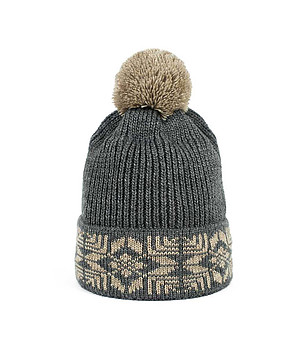Зимна шапка в сиво и бежово снимка