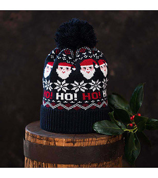 Тъмносиня  шапка с коледни мотиви снимка