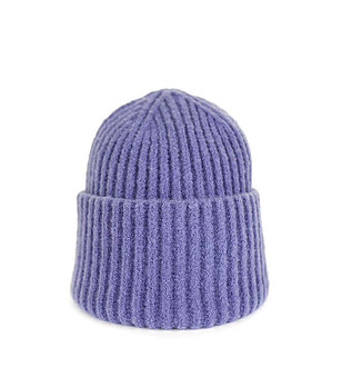 Лилава зимна унисекс шапка снимка