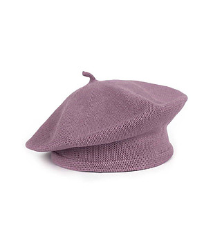 Дамска лилава памучна барета снимка