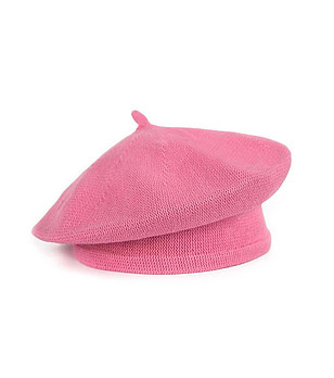 Дамска розова памучна барета снимка