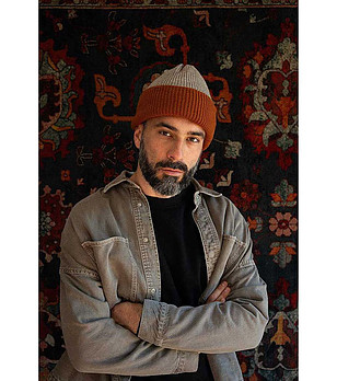 Мъжка зимна шапка в бежово и кафяво снимка