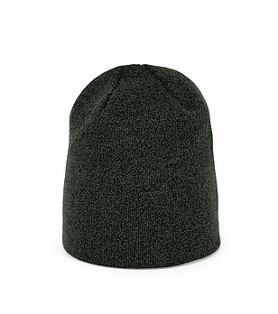 Унисекс шапка в меланж на черно и зелено снимка