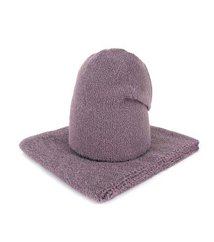 Дамски комплект от шапка и шал в сиво-лилав меланж снимка