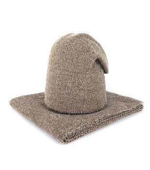 Дамски комплект от шапка и шал в бежово-кафяв меланж снимка