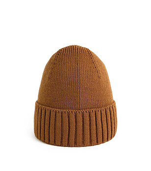 Светлокафява унисекс шапка снимка