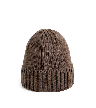 Кафява унисекс шапка снимка