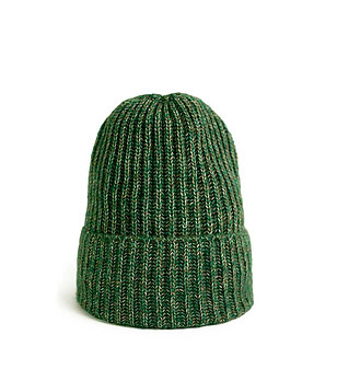 Зимна унисекс шапка в зелено и екрю снимка