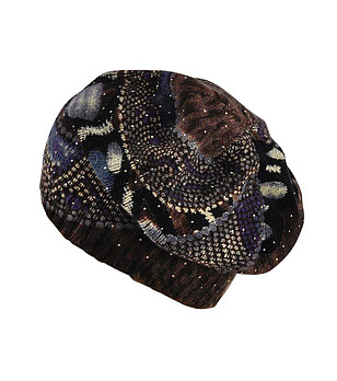 Ефектна дамска многоцветна шапка снимка