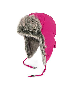 Цикламена детска шапка ушанка с пух снимка