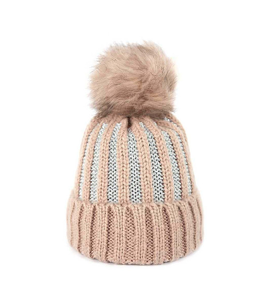 Топла дамска зимна шапка в цвят пудра с помпон снимка