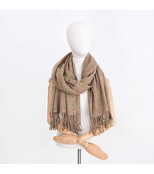 Кафяв дамски шал с декорация снимка