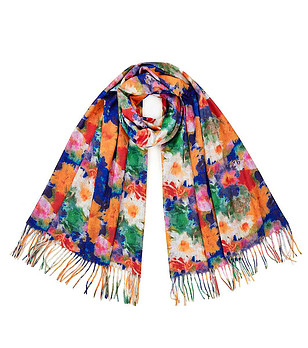 Многоцветен дамски шал с флорален принт снимка