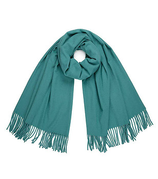 Класически семпъл зимен шал в синьо-зелен нюанс снимка