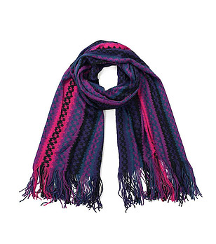 Дамски шал в лилаво и цвят малина снимка