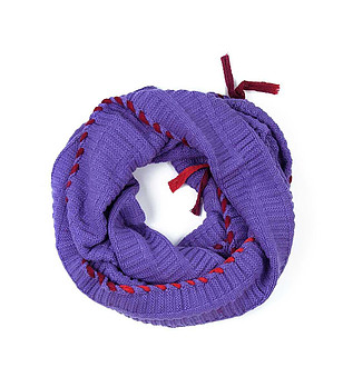 Лилав дамски шал снуд снимка