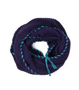 Тъмнолилав дамски шал снуд снимка