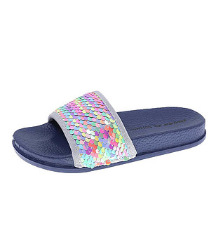 Многоцветни детски чехли с пайети снимка