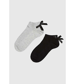 Комплект от 2 чифта чорапи с панделки в сив и черен цвят снимка