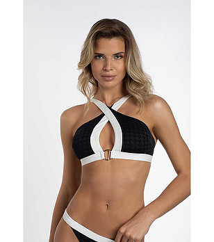 Горнище на бански в черно и бяло Coco Chic снимка